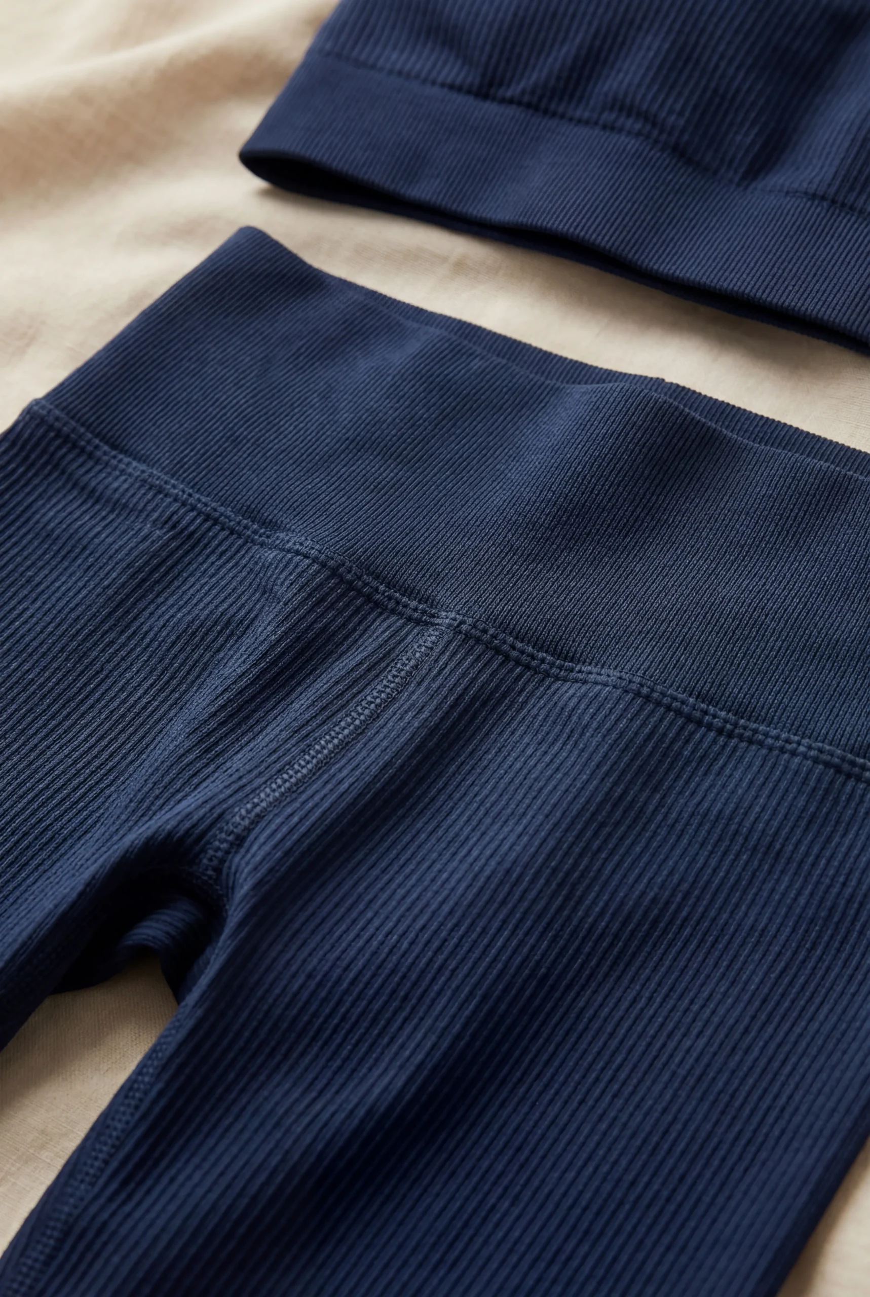 CONJUNTO ESCOTE U EN CUELLO - Image 6